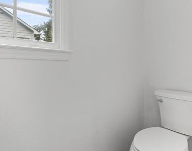 6649 Speight Circle - Photo Thumbnail 31