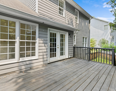 6649 Speight Circle - Photo Thumbnail 34