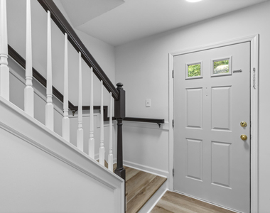 6649 Speight Circle - Photo Thumbnail 5