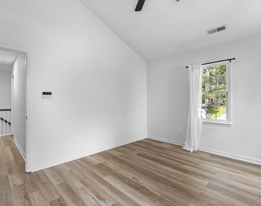 6649 Speight Circle - Photo Thumbnail 23