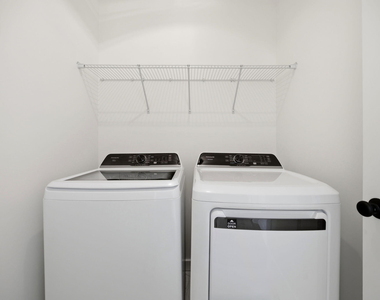 2815 Wilcox Place - Photo Thumbnail 15