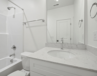 2815 Wilcox Place - Photo Thumbnail 17