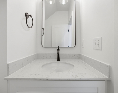 2815 Wilcox Place - Photo Thumbnail 14