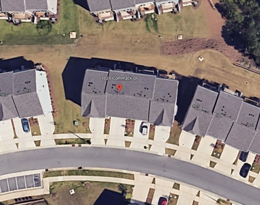 1021 Commack Drive - Photo Thumbnail 1