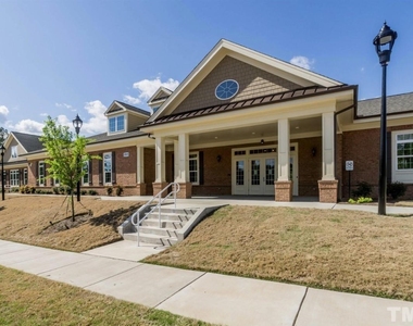 1021 Commack Drive - Photo Thumbnail 36