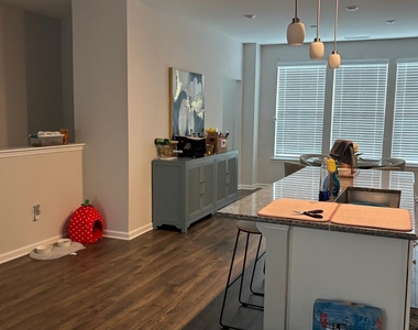 1021 Commack Drive - Photo Thumbnail 16