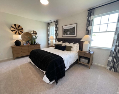 1021 Commack Drive - Photo Thumbnail 21