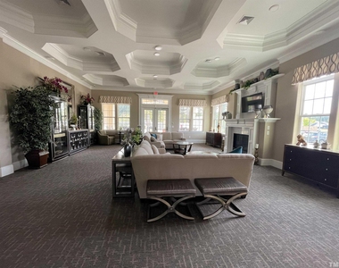 1021 Commack Drive - Photo Thumbnail 41