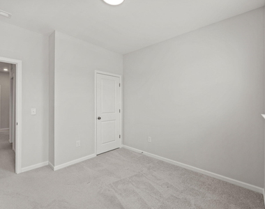 1021 Commack Drive - Photo Thumbnail 31