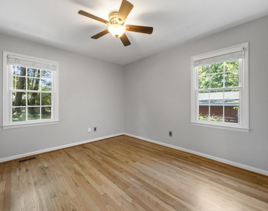 427 W Park Street - Photo Thumbnail 15