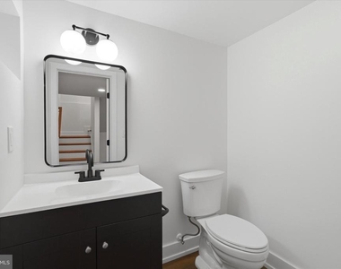 425 Grove Place - Photo Thumbnail 33