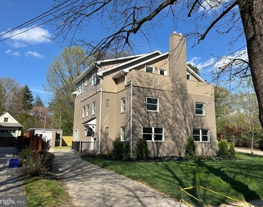 425 Grove Place - Photo Thumbnail 34