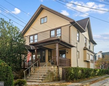 216 Penn Boulevard - Photo Thumbnail 12