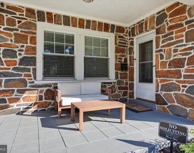 124 Price Street - Photo Thumbnail 1