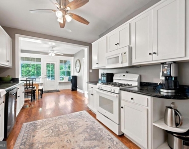 124 Price Street - Photo Thumbnail 15