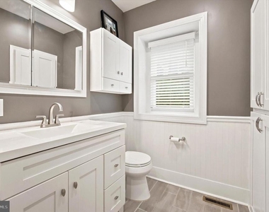 124 Price Street - Photo Thumbnail 21