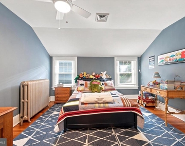 124 Price Street - Photo Thumbnail 8