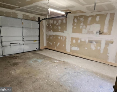 353 Jefferson Avenue - Photo Thumbnail 22