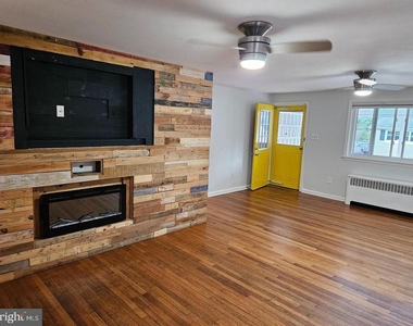 353 Jefferson Avenue - Photo Thumbnail 4