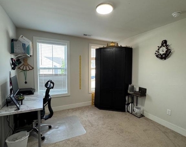 213 Catalpa Lane - Photo Thumbnail 18