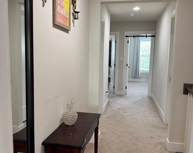 213 Catalpa Lane - Photo Thumbnail 10