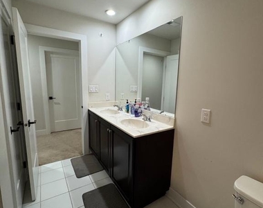 213 Catalpa Lane - Photo Thumbnail 14