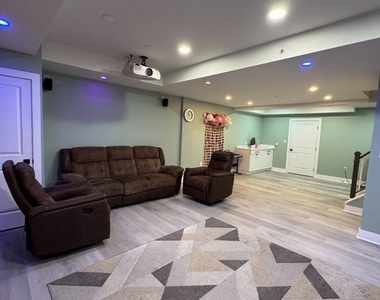 213 Catalpa Lane - Photo Thumbnail 23