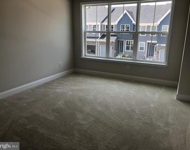 25 Sassafras Lane - Photo Thumbnail 5