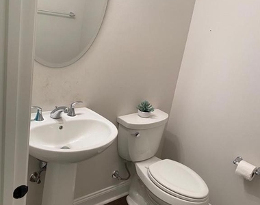 25 Sassafras Lane - Photo Thumbnail 13