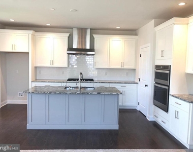 25 Sassafras Lane - Photo Thumbnail 7