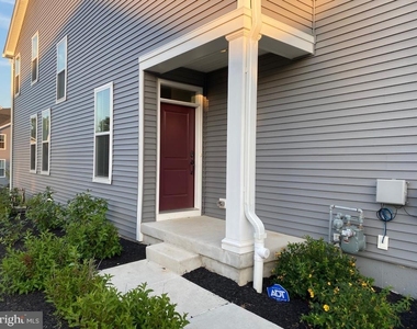 25 Sassafras Lane - Photo Thumbnail 1
