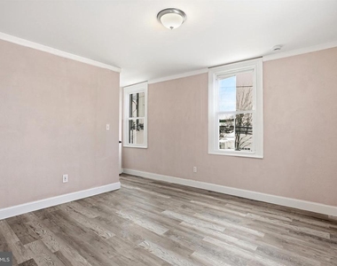 250 Washington Street - Photo Thumbnail 9