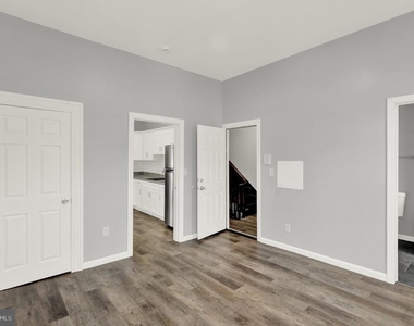 1156 Franklin Street - Photo Thumbnail 5