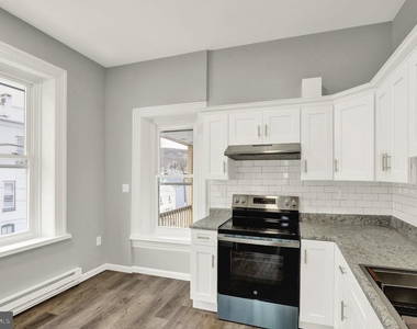 1156 Franklin Street - Photo Thumbnail 2