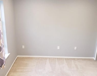 6 Halstead Place - Photo Thumbnail 15