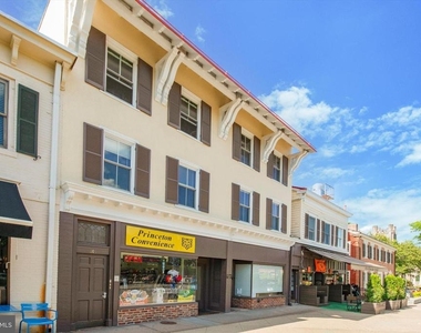 146 Nassau Street - Photo Thumbnail 18