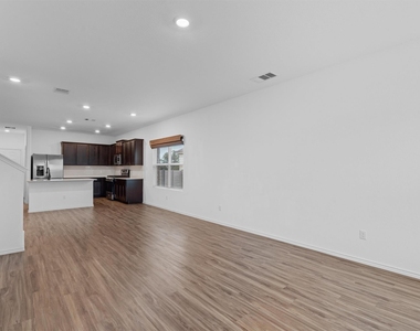 102 Coyote Mountain Cv - Photo Thumbnail 9