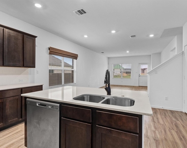 102 Coyote Mountain Cv - Photo Thumbnail 7