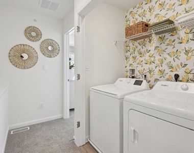 113 Spenser Way - Photo Thumbnail 20