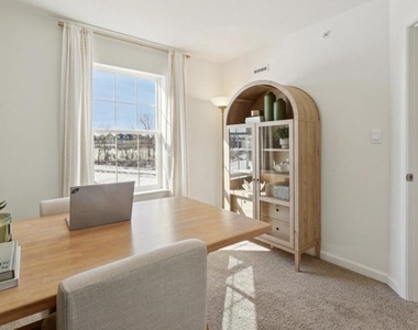 113 Spenser Way - Photo Thumbnail 18