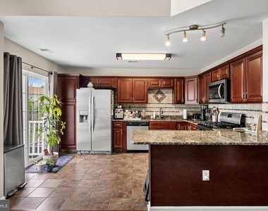 108 Tattersall Drive - Photo Thumbnail 12