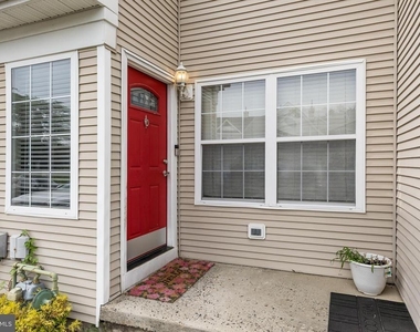 108 Tattersall Drive - Photo Thumbnail 2