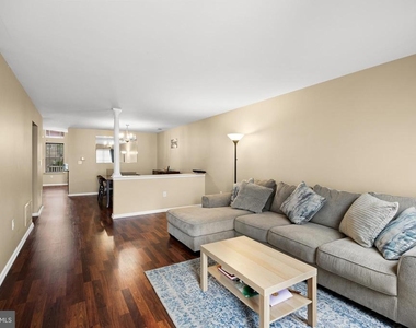 108 Tattersall Drive - Photo Thumbnail 3