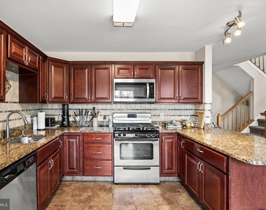 108 Tattersall Drive - Photo Thumbnail 14