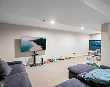 108 Tattersall Drive - Photo Thumbnail 27