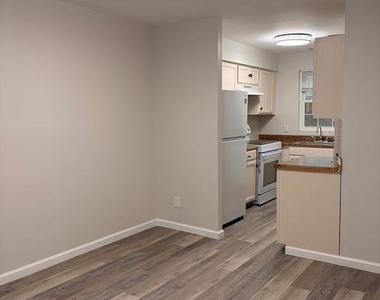 1294 Cooper Street - Photo Thumbnail 17