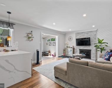 2 Lee Court - Photo Thumbnail 17