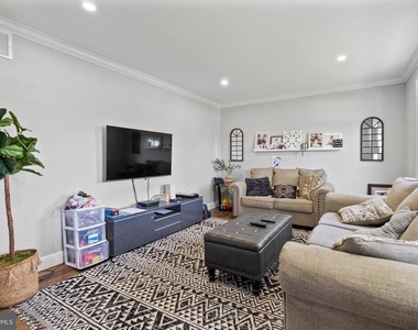 2 Lee Court - Photo Thumbnail 9