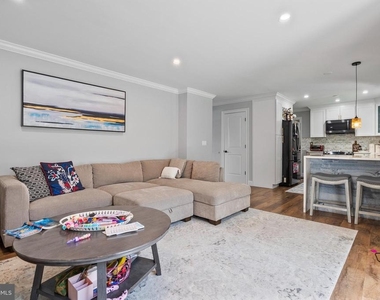 2 Lee Court - Photo Thumbnail 16