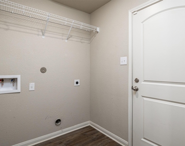 13712 Charles W Fairbanks Cv - Photo Thumbnail 12
